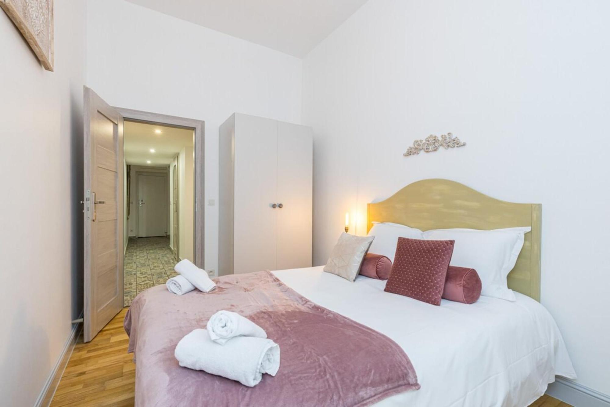 Fricero - Comfortable 5 People- 200M Near The Sea Ницца Экстерьер фото